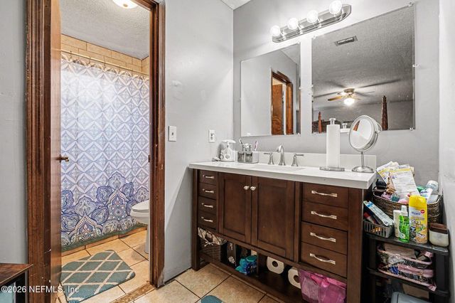 841 CHALMET Lane, Jacksonville, FL 32218