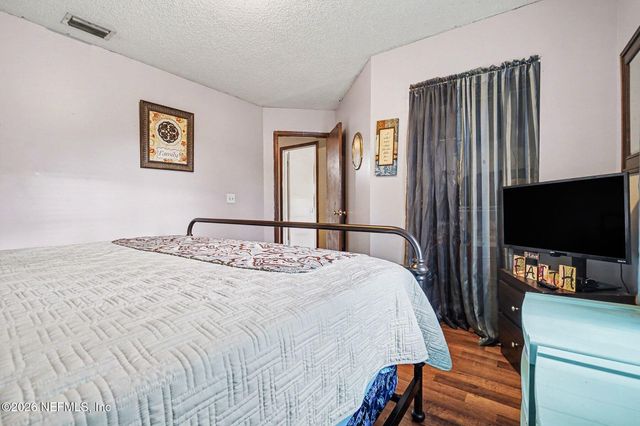 841 CHALMET Lane, Jacksonville, FL 32218