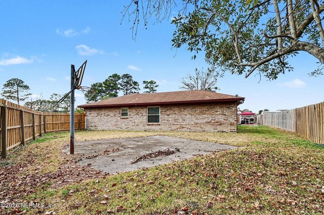 841 CHALMET Lane, Jacksonville, FL 32218