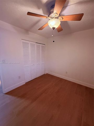 9909 NW 9th St Circle 43, Miami, FL 33172