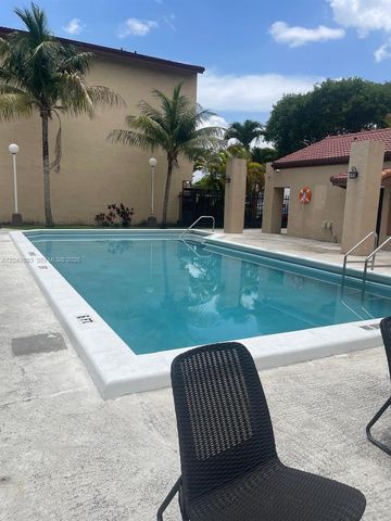 9909 NW 9th St Circle 43, Miami, FL 33172