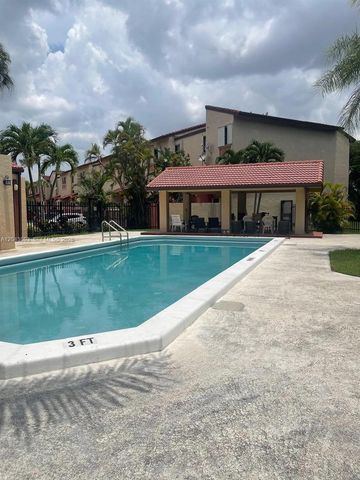 9909 NW 9th St Circle 43, Miami, FL 33172