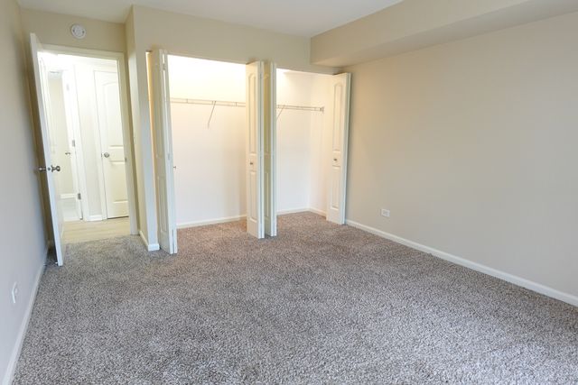 1265 N Sterling Avenue 109, Palatine, IL 60067