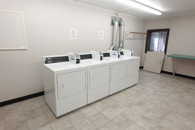 1265 N Sterling Avenue 109, Palatine, IL 60067