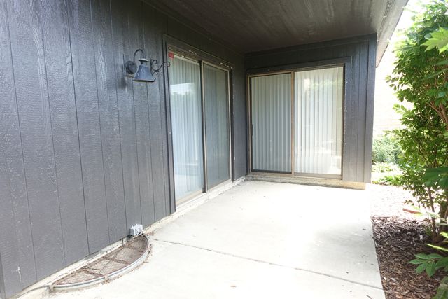 1265 N Sterling Avenue 109, Palatine, IL 60067