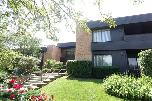 1265 N Sterling Avenue 109, Palatine, IL 60067