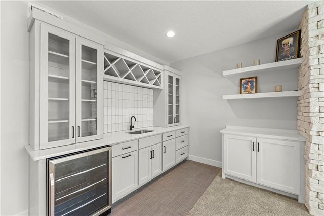 17166 W 164th Terrace, Olathe, KS 66062