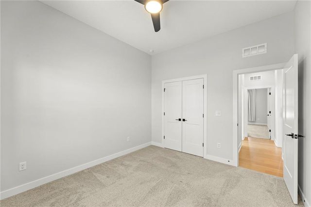 17166 W 164th Terrace, Olathe, KS 66062