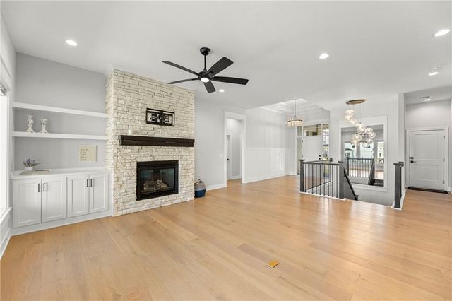 17166 W 164th Terrace, Olathe, KS 66062