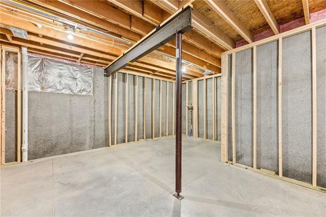 17166 W 164th Terrace, Olathe, KS 66062