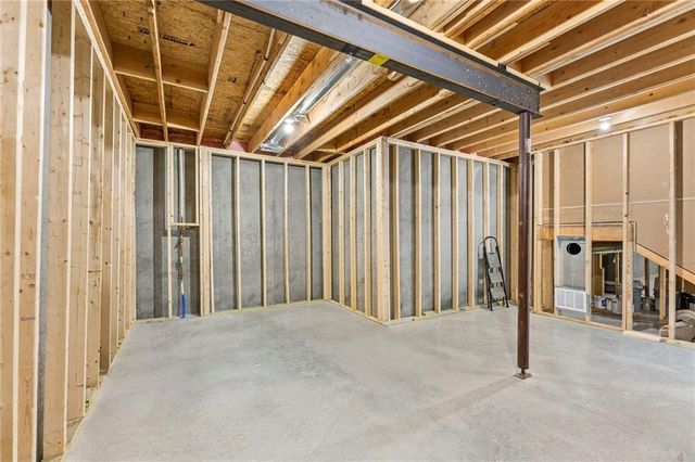 17166 W 164th Terrace, Olathe, KS 66062