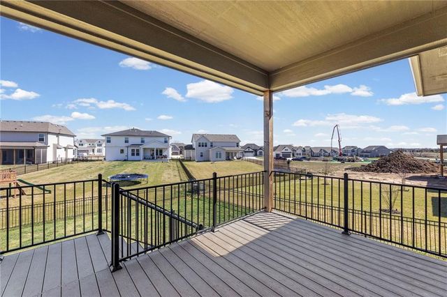 17166 W 164th Terrace, Olathe, KS 66062