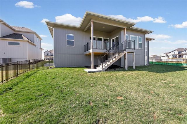 17166 W 164th Terrace, Olathe, KS 66062