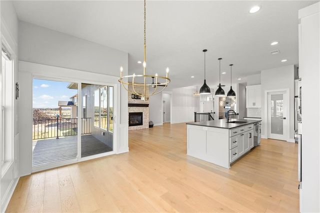 17166 W 164th Terrace, Olathe, KS 66062