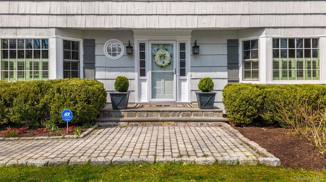 19 Deer Run Road, South Salem, NY 10590