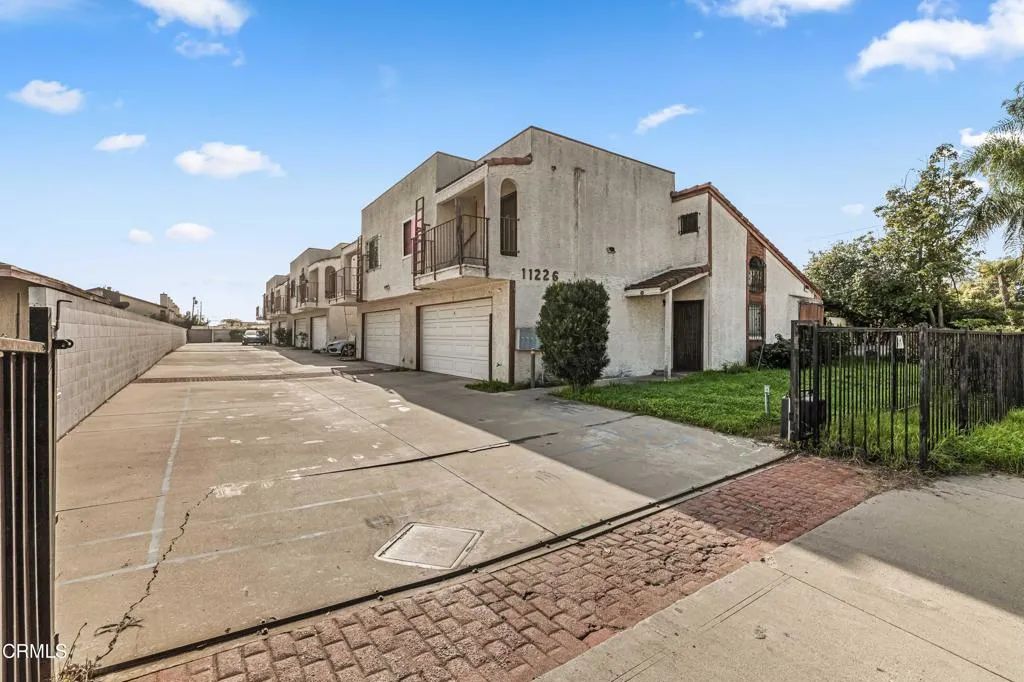 11226 Elliott Avenue E, El Monte, CA 91733