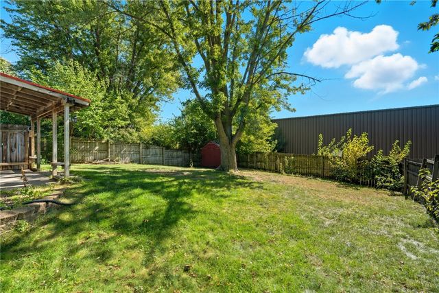 4413 Surrey Court, Marion, IA 52302