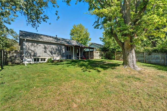 4413 Surrey Court, Marion, IA 52302