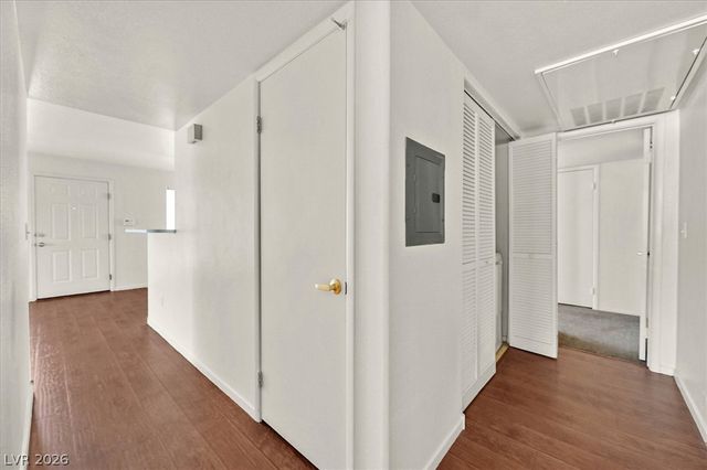 3425 East Russell Road 224, Las Vegas, NV 89120