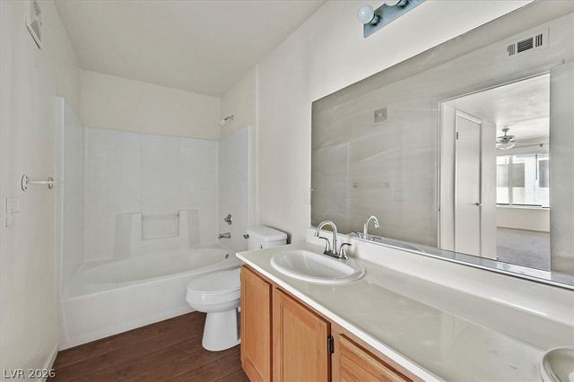3425 East Russell Road 224, Las Vegas, NV 89120