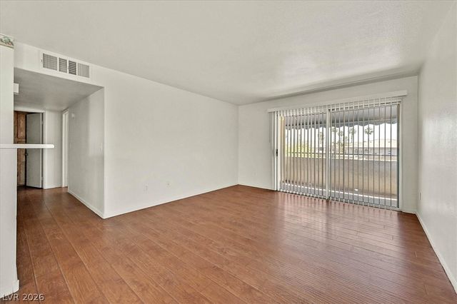 3425 East Russell Road 224, Las Vegas, NV 89120