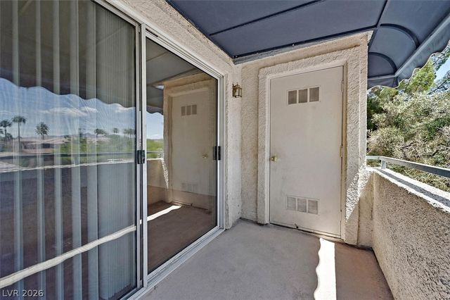 3425 East Russell Road 224, Las Vegas, NV 89120