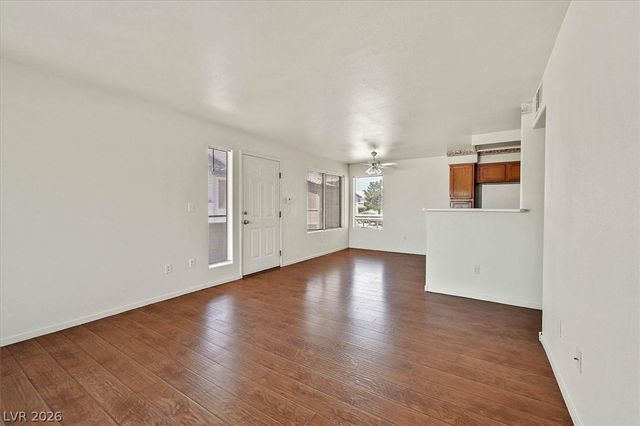 3425 East Russell Road 224, Las Vegas, NV 89120