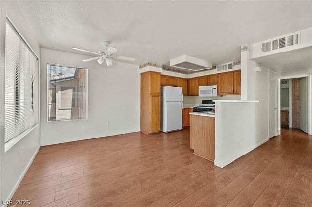 3425 East Russell Road 224, Las Vegas, NV 89120