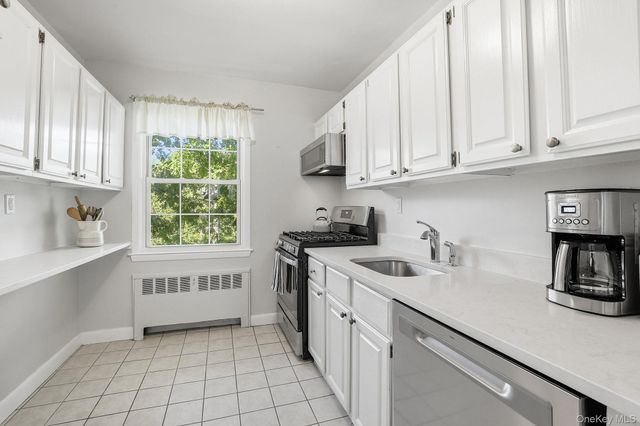 21 Fieldstone Drive 198, Hartsdale, NY 10530