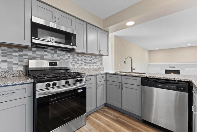 4812 Ridgeway AVENUE, Racine, WI 53406