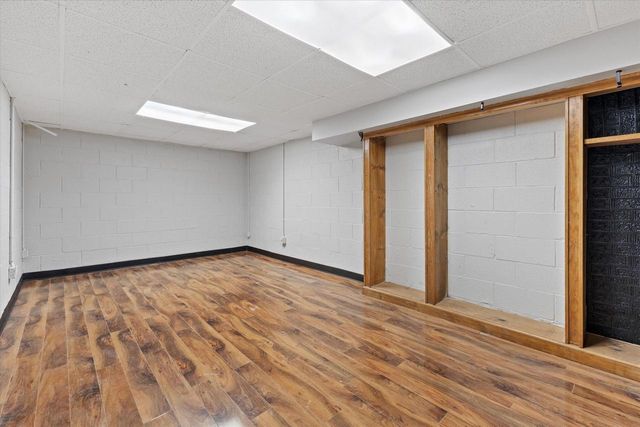 4812 Ridgeway AVENUE, Racine, WI 53406