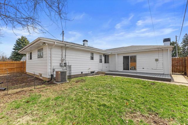 4812 Ridgeway AVENUE, Racine, WI 53406