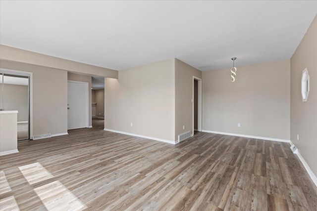 4812 Ridgeway AVENUE, Racine, WI 53406