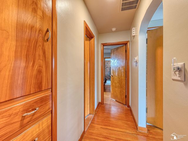 365 Sidney Street, Dundee, MI 48131