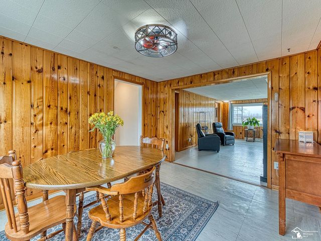 365 Sidney Street, Dundee, MI 48131