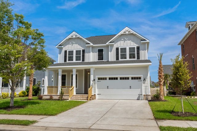 218 Creek Pointe Drive, Moncks Corner, SC 29461