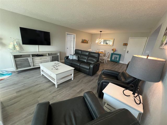 10216 REGAL DRIVE 201, Largo, FL 33774