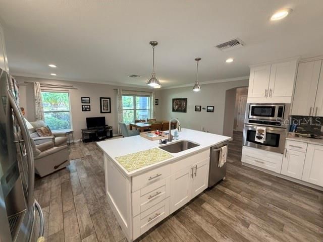 5000 9TH AVENUE W, Bradenton, FL 34209