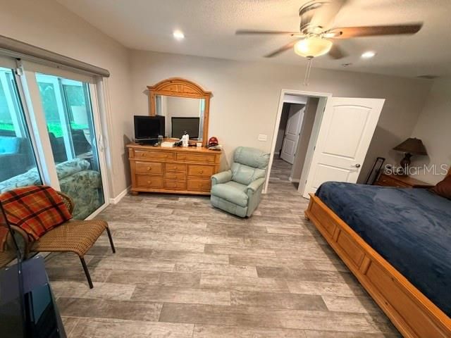 5000 9TH AVENUE W, Bradenton, FL 34209