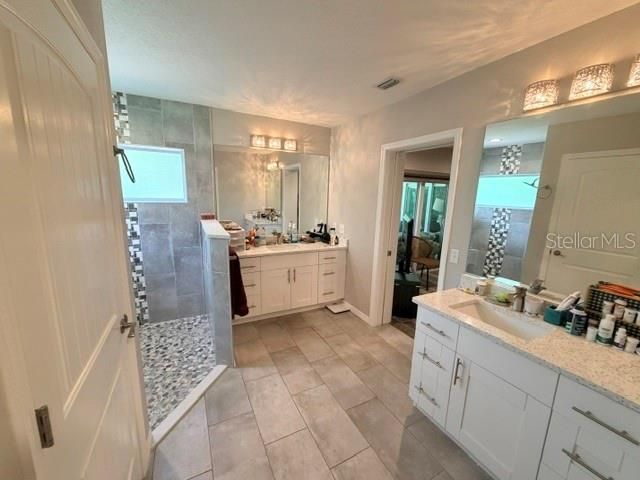 5000 9TH AVENUE W, Bradenton, FL 34209