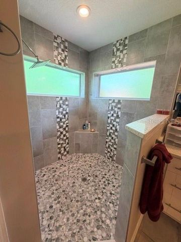 5000 9TH AVENUE W, Bradenton, FL 34209