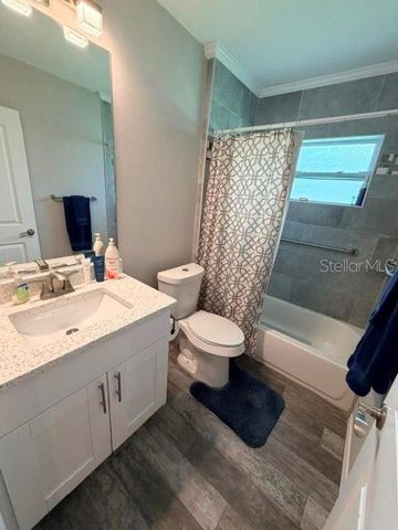 5000 9TH AVENUE W, Bradenton, FL 34209