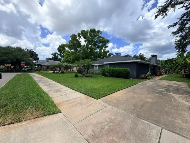 5000 9TH AVENUE W, Bradenton, FL 34209