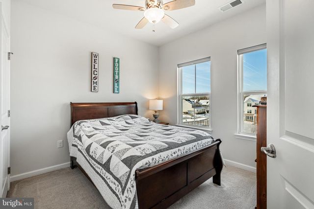 1404 POETS ALY, Romansville, PA 19320