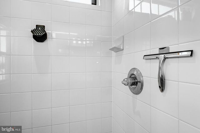 1404 POETS ALY, Romansville, PA 19320