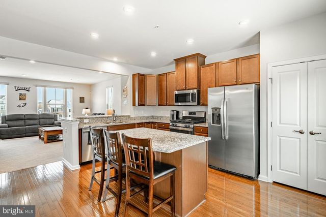 1404 POETS ALY, Romansville, PA 19320