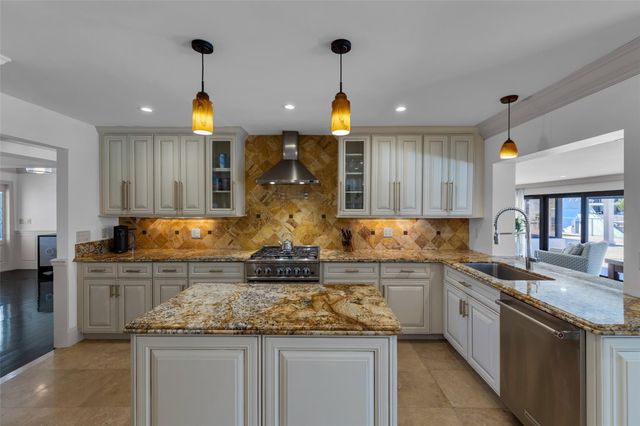 633 4th Key Drive, Fort Lauderdale, FL 33304