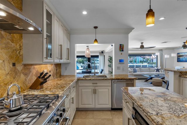 633 4th Key Drive, Fort Lauderdale, FL 33304