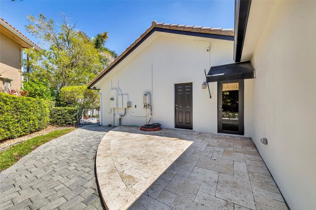 633 4th Key Drive, Fort Lauderdale, FL 33304