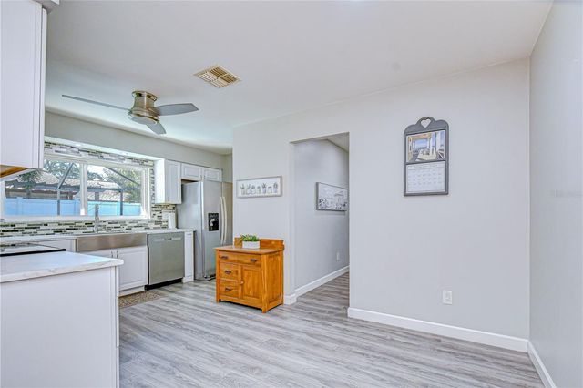 15310 LAZY LAKE PLACE, Tampa, FL 33624